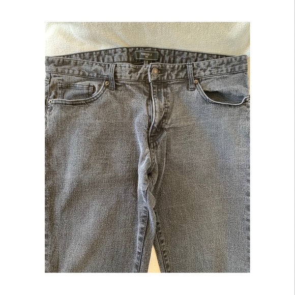 Forever 21 Black Denim Jeans (size 36) - Picture 2 of 5